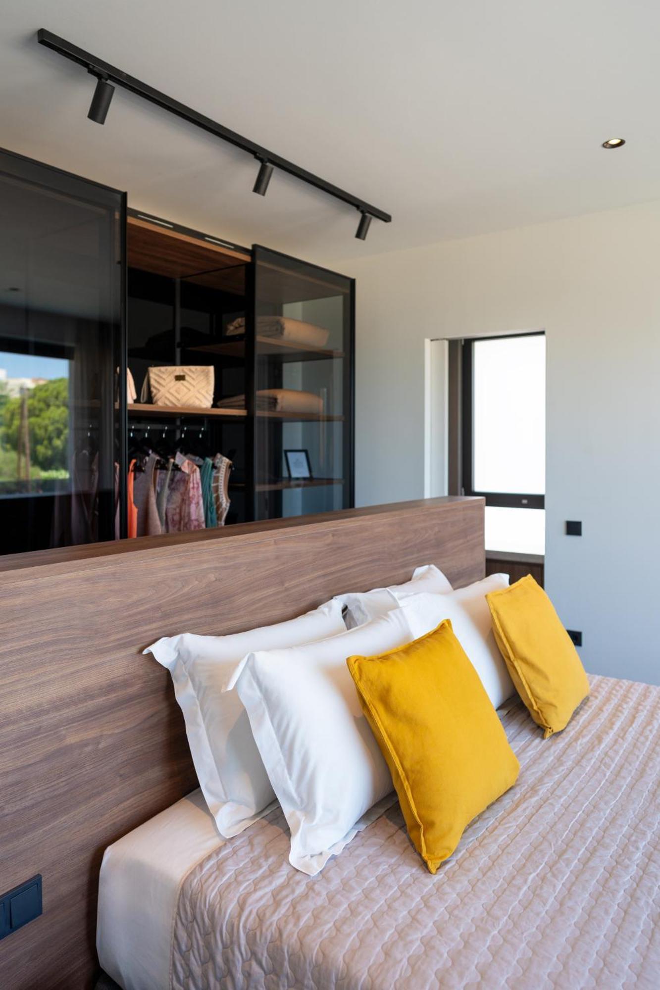 Momentum Villas เอียลิซอส ภายนอก รูปภาพ