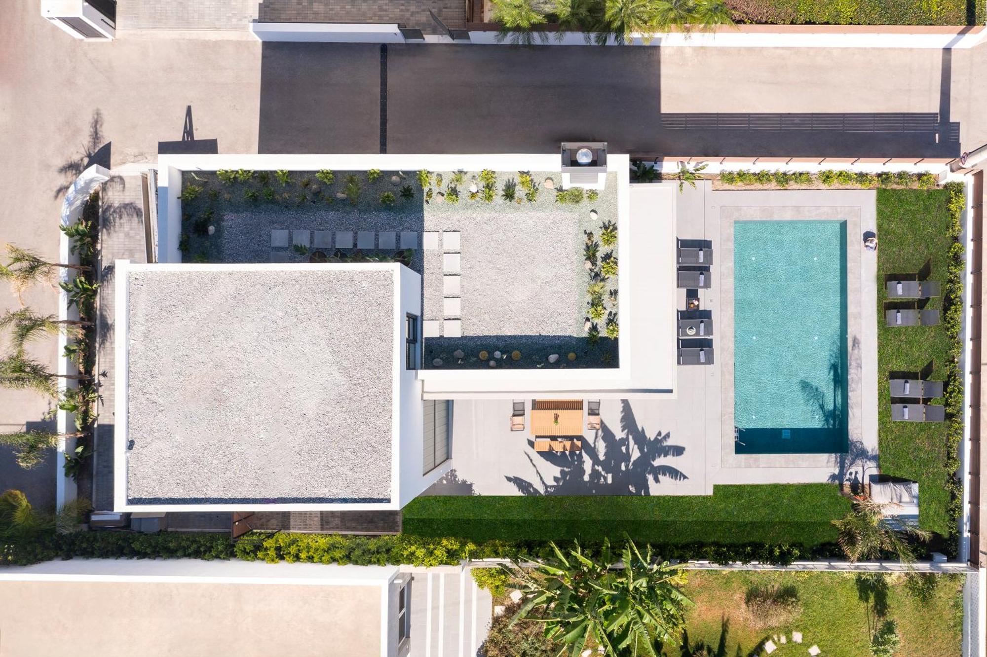 Momentum Villas เอียลิซอส ภายนอก รูปภาพ