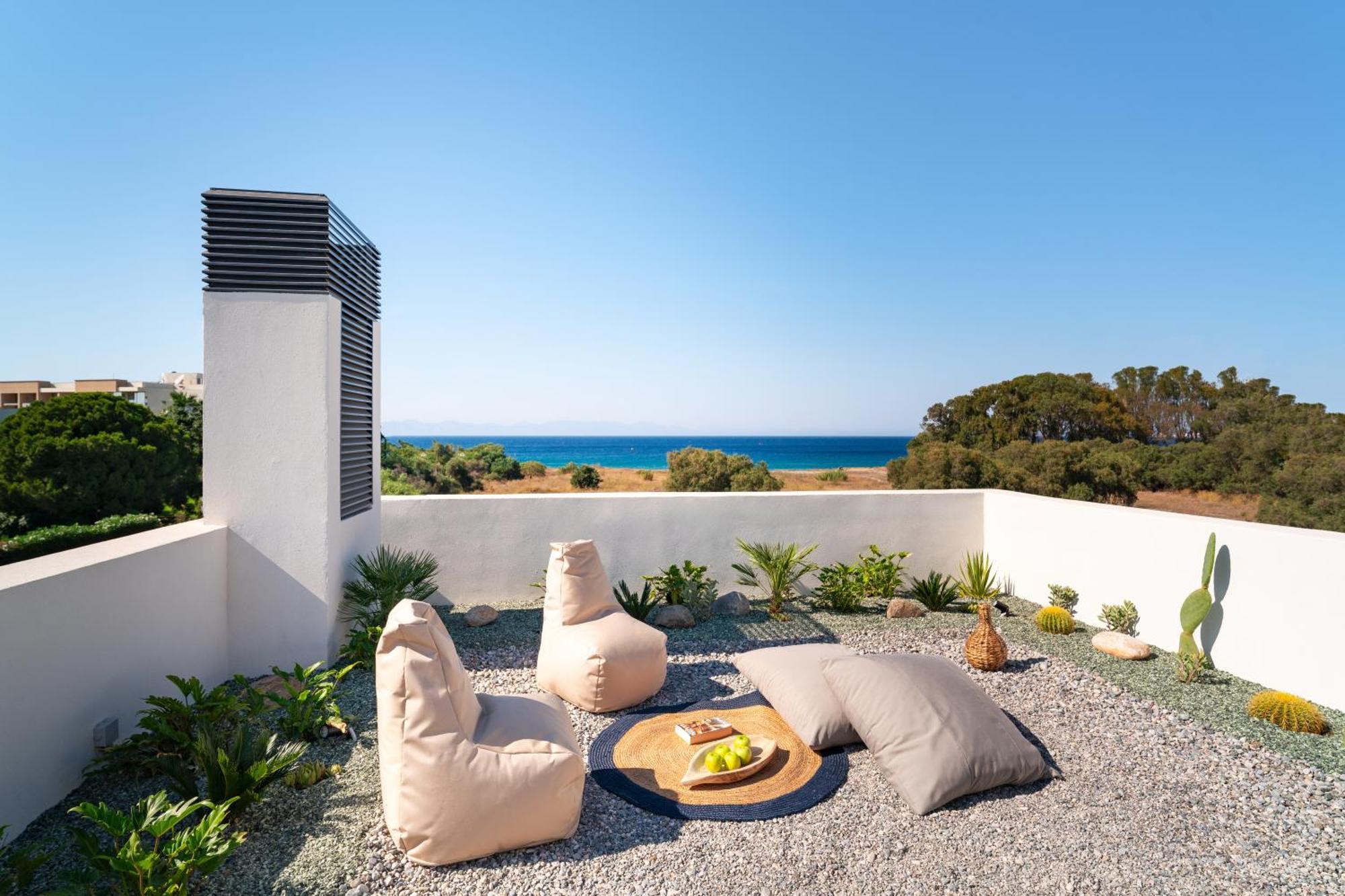 Momentum Villas เอียลิซอส ภายนอก รูปภาพ