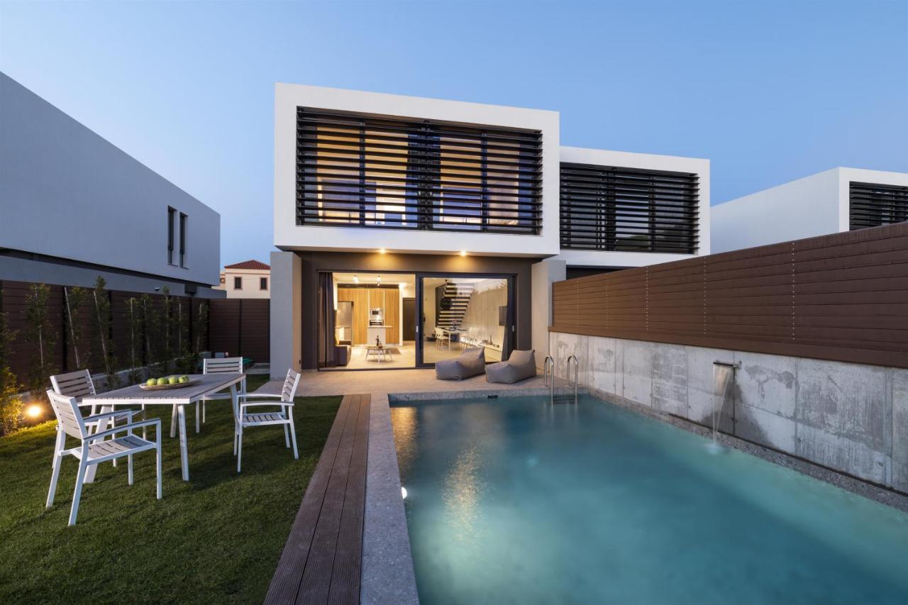 Momentum Villas เอียลิซอส ภายนอก รูปภาพ