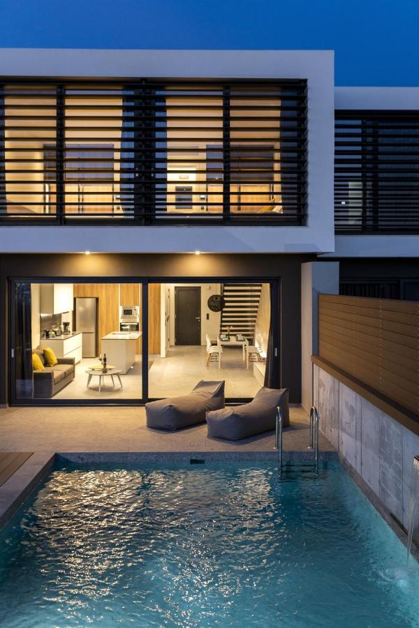 Momentum Villas เอียลิซอส ภายนอก รูปภาพ